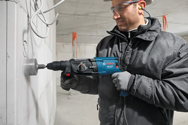 PRO HEAVY DUTY GBH 2-28 DV Rotary Hammer with SDS plus | Bosch